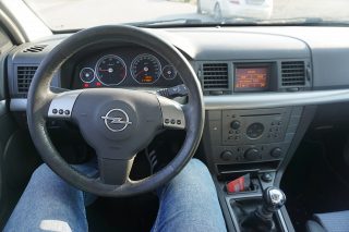 Opel Vectra GTS 2,2 DTI 16V